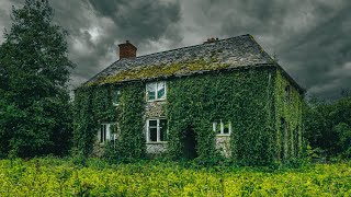 HAUNTED ABANDONED HOUSE WITH EVERYTHING LEFT BEHIND