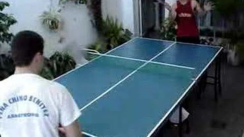 Qual o histórico do tênis de mesa?