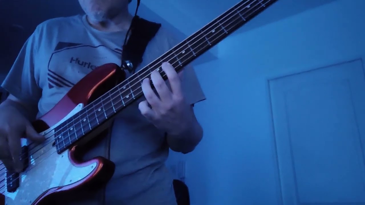 Into the mystic -Van Morrison - Bass transcription - Mike Lull Custom P-bass 34