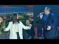 Beyaz Show - Ata Demirer söyledi, Büşra Pekin oynadı!