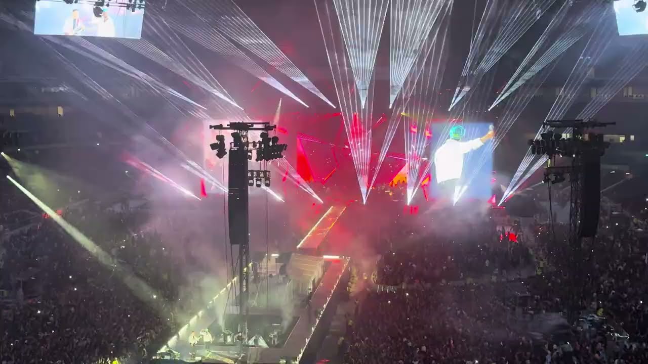 Arijit Live@London 2025 | Ghungru | 4K Live clip #music #arijitsingh