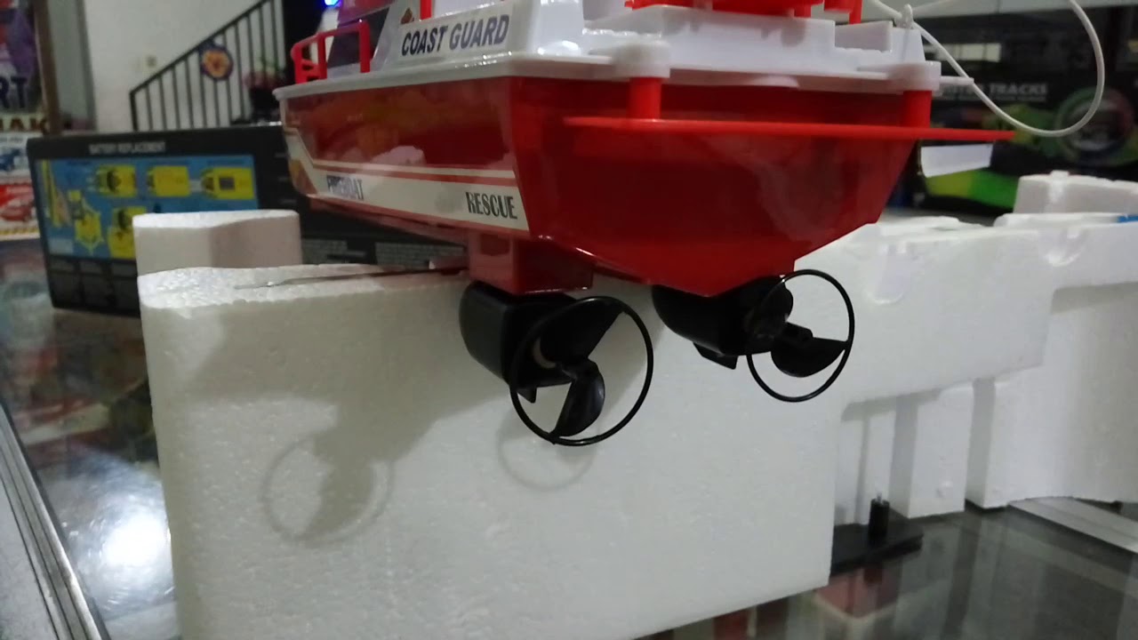 RC Fire Boat Rescue Cruiser