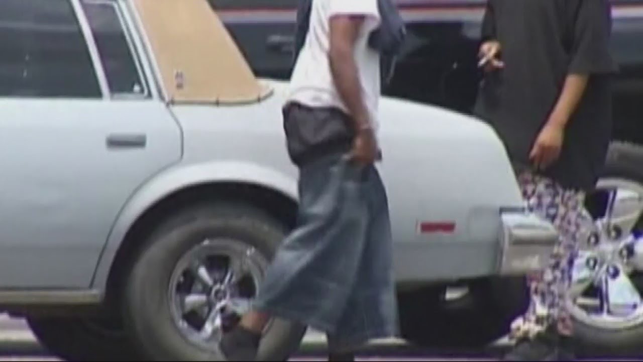 Saggy pants debate spawns city dress code proposal