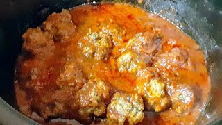 Slow Cooker Spinach and Parmesan Meatballs - Throwback Thursday