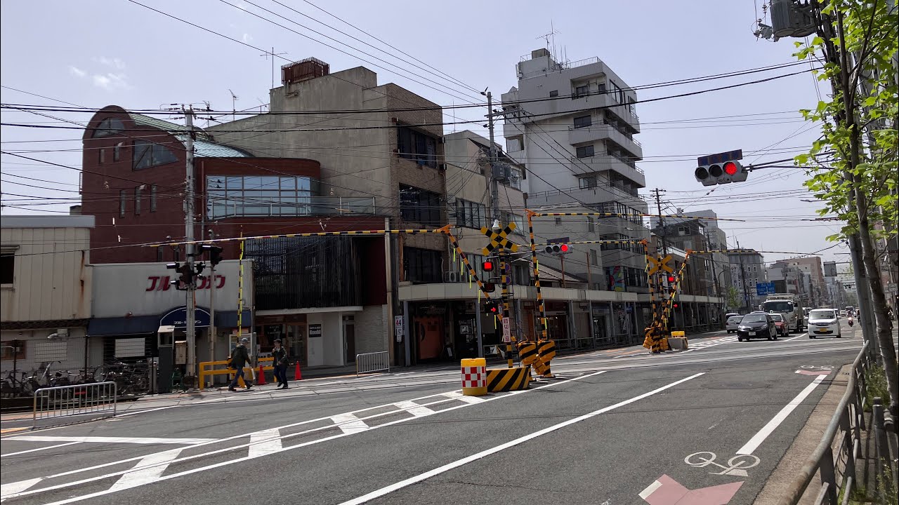 嵐電西院駅にて　4月17日