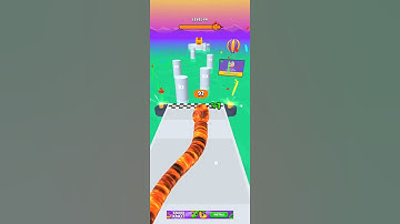 Snake vs snake eating snacks snacks run racing game #snake #snacks #snow #shorts #short #shortsfeed