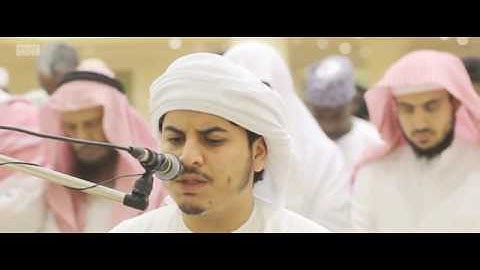 القارئ الذى فاجئ المصلين بصوته   صوت تقشعر له الجلود و تبكى منه العيون هزاع البلوشي