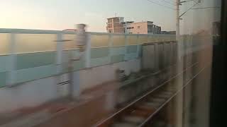 2026.01.08 136次普悠瑪員林通過超越554次莒光號(編組2014-2013)