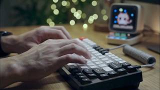 Creamy Thock Keyboard Sounds ⌨️ Dark Neon Night Ambience screenshot 4