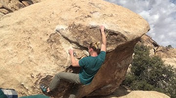 Joshua Tree Bouldering - Bulgemaster V2