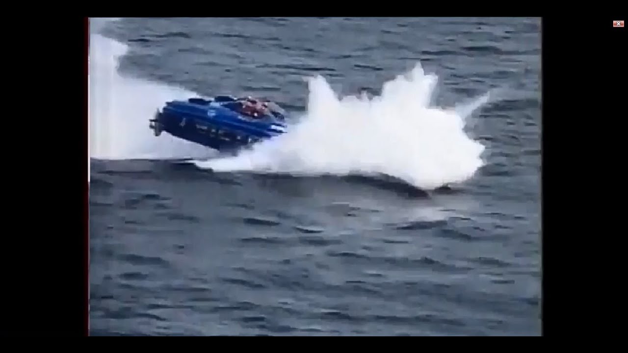 powerboat crash video