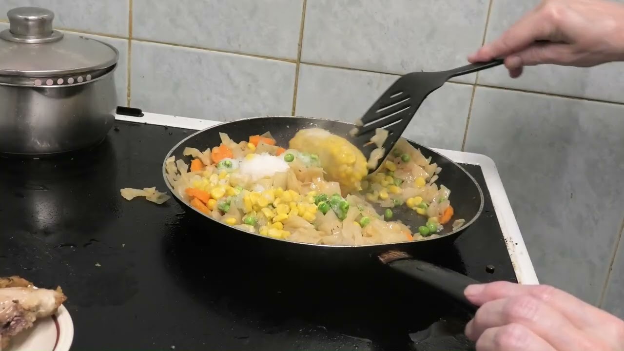 עוף מטוגן עם כרוב