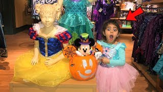 Sally play disney princesses dress-up with mommy