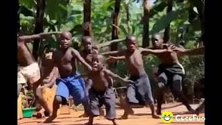 aduh mamae versi angklung