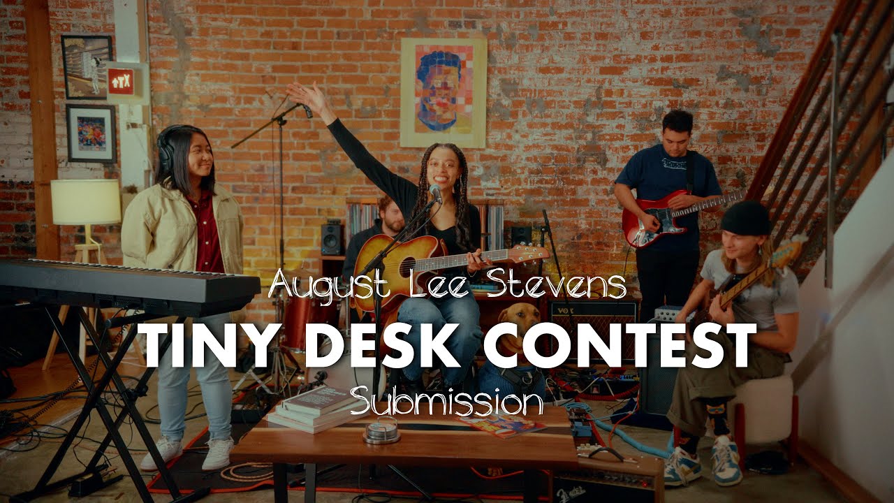 在 YouTube 上觀看「August Lee Stevens - | NPR Tiny Desk Contest 2024 | "Better Places"」 在 YouTube 上觀看「August Lee Stevens - | NPR Tiny Desk Contest 2024 | "Better Places"」