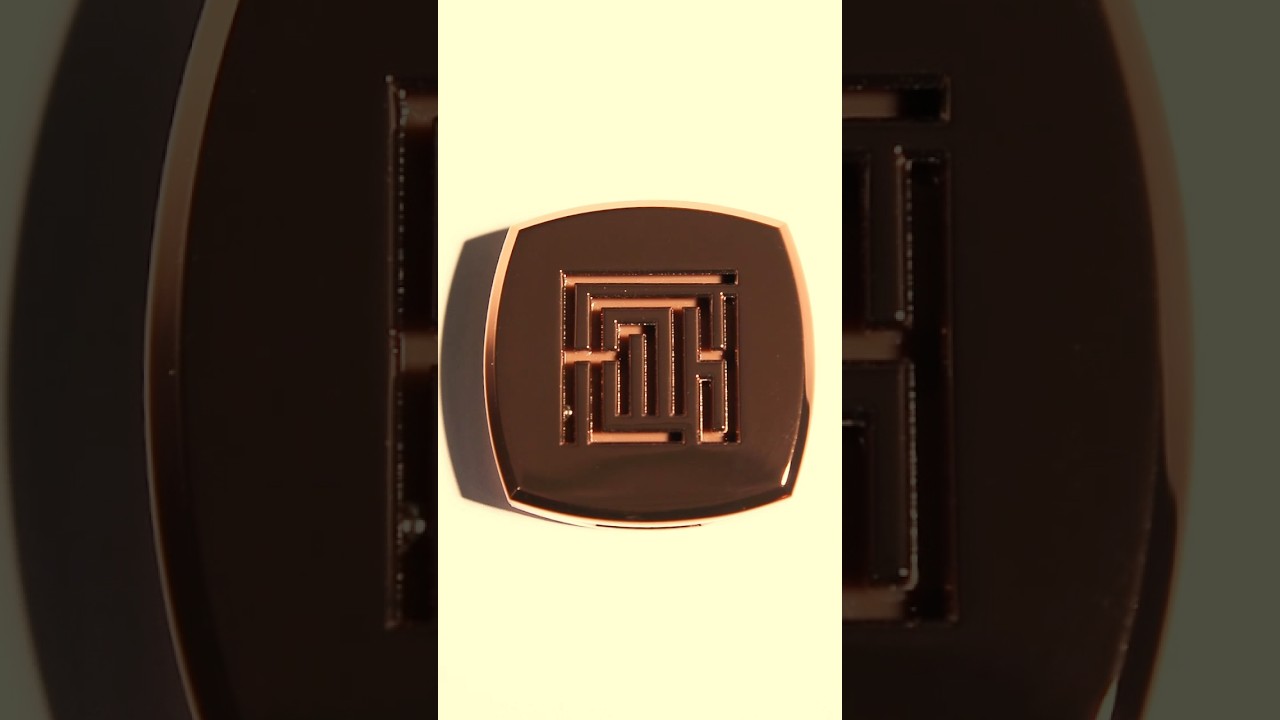 Rihanna’s best selling fragrance now in a  on-the-go balm. Introducing Fenty Parfum Solid Fragrance