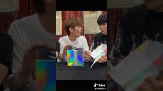 Kim Tae Rae U0026 Park Gun Wook Zb1 Surprise U0026 Laugh Reaction After Kim Tae Rae Unboxing Birthday Gift