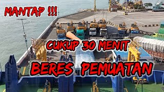 Download lagu Bongkar Muat Kapal Ferry di Pelabuhan Merak Banten