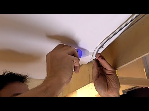 Video: Repair Of Stretch Ceilings (46 Photos): What To Do If The Ceiling Is Torn, How To Repair The Ceiling Covering With Your Own Hands, How To Put A Patch If You Pierced A Stretch Produ