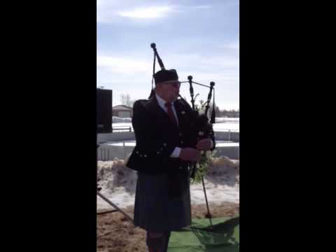bagpipe player for funeral bagpipe player for funeral