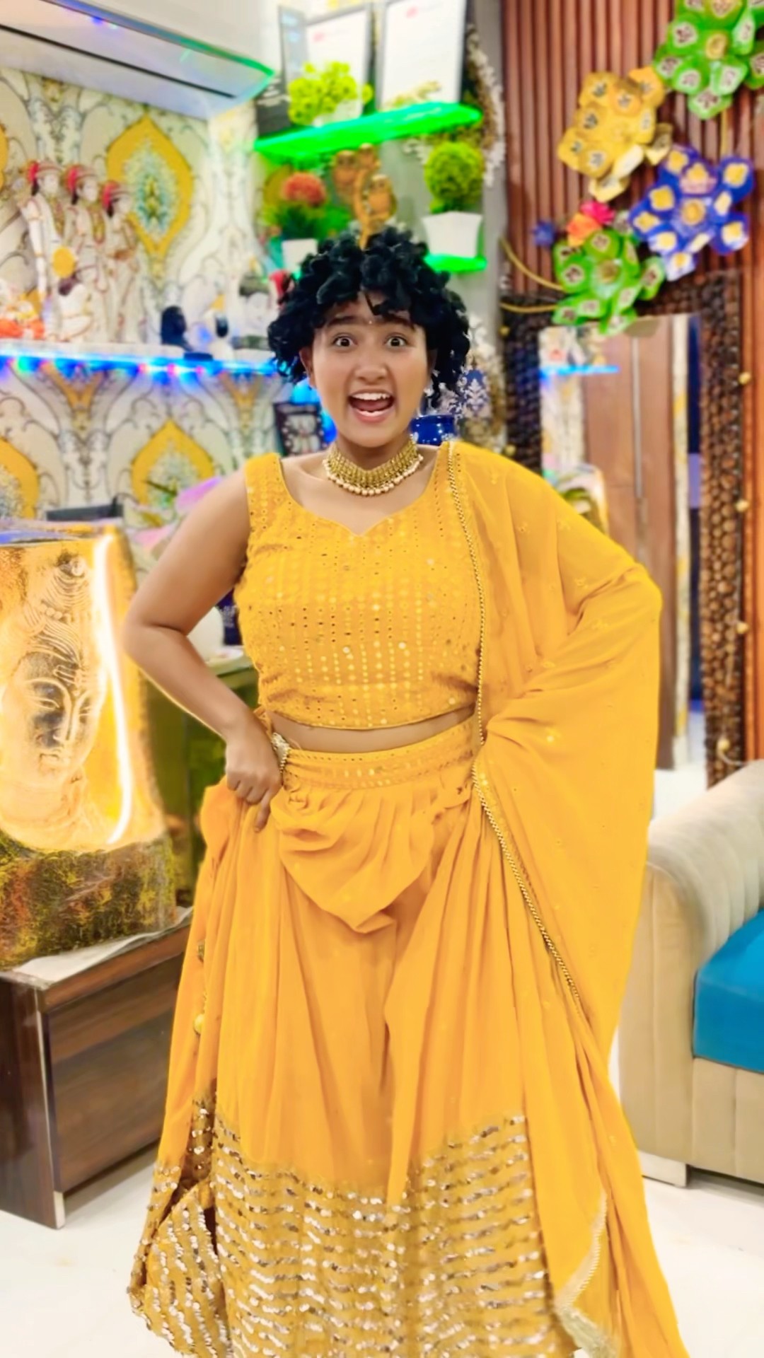 Golu Bana Papa Ki Pari ? 20 Lakh Ka Lehenga Mil Gaya Part ~2 #shorts #papakipari #shorts #comedy