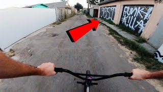 RIDING BMX IN LA COMPTON GANG ZONES 13 (BMX IN THE HOOD)