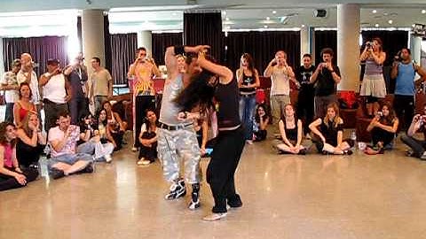Joe & Solange - Zouk Lambada Demonstration - Barcelona 2009