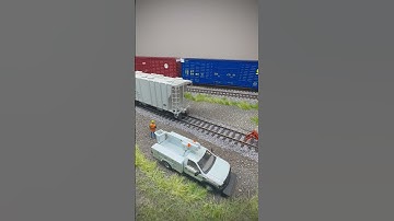 More static grass installed on my 18”x55” scenery practice layout. The track weathering soon to come