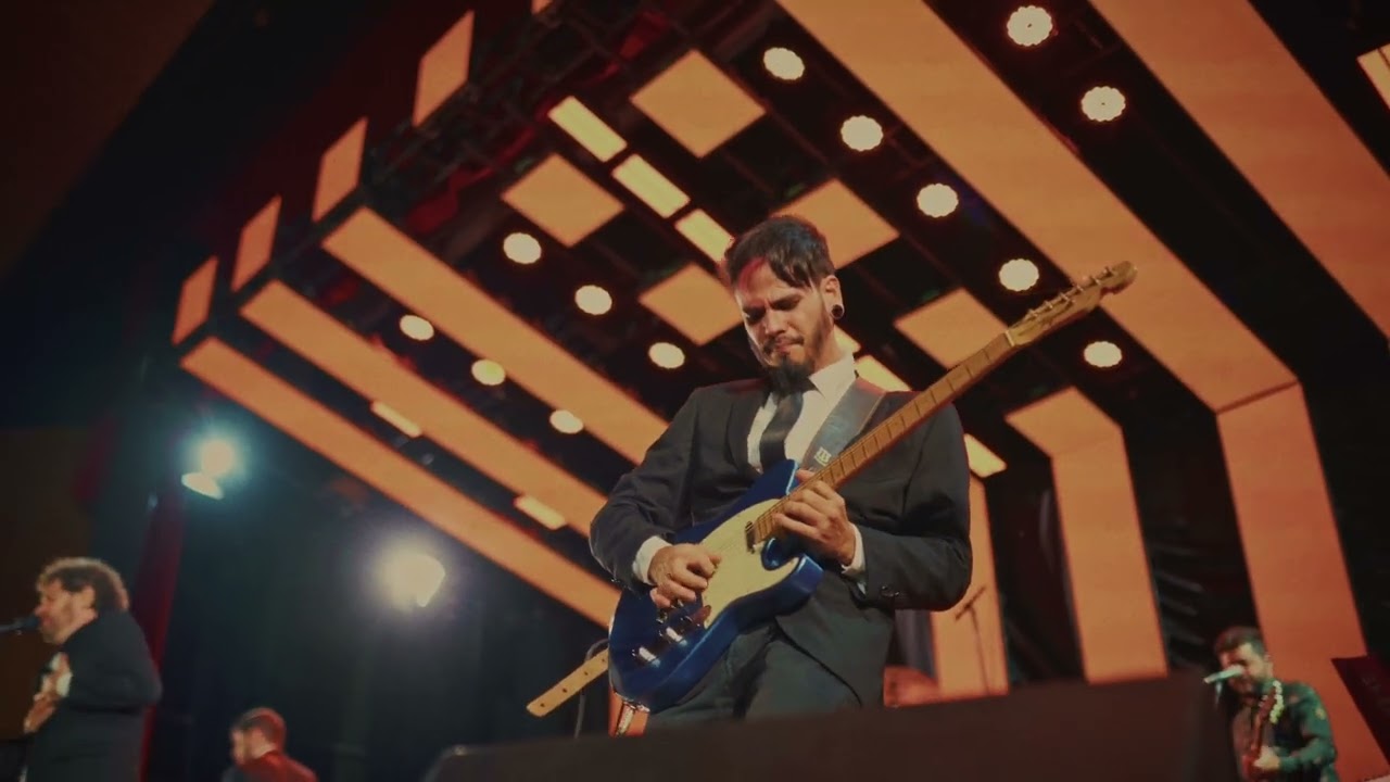 Imitáveis - Amanda Nudes - 15 anos ao vivo - Teatro Zulmira Canavarros