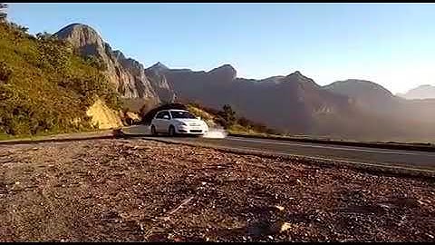 Toyota RunX burnout!!!