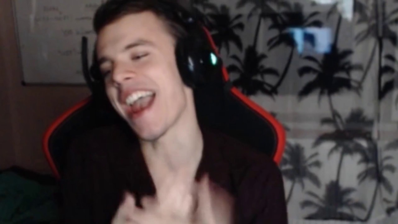 25 EZER A KUKÁBA - LÁDA NYITÁS - LEAGUE OF LEGENDS ADAM KISS