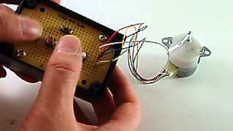 手動で動かすステッピングモータ（リメイク版）