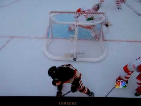 Second Chicago Blackhawks goal in 2009 WInter Clas...