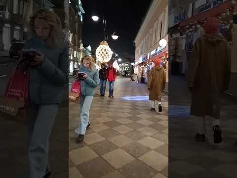 Видео: в центре города