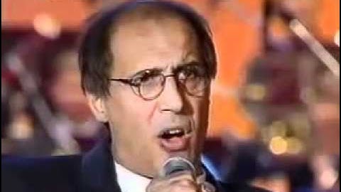 Dal Giubileo del 1997 a Bologna "ciao ragazzi"-Celentano con Paolo Carta alla chitarra