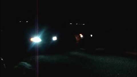 srt 4 vs b20 vtec w/nitrous  eg hatch-srt 4 wins