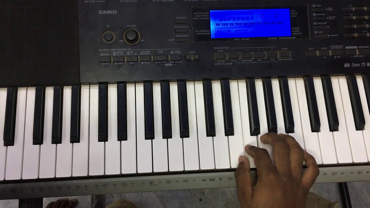 Mahaganudavu hosanna song on keyboard