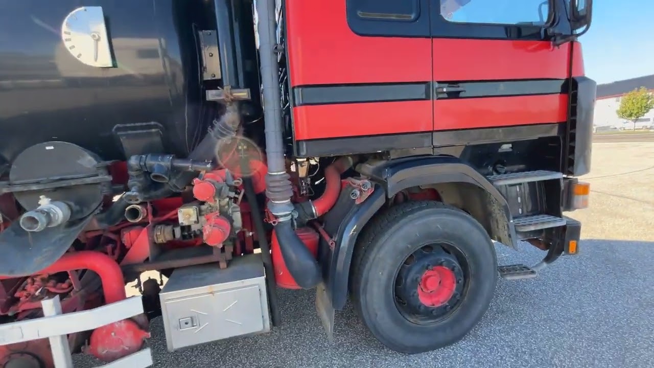 Slamsugarbil SCANIA R143ML6X2L