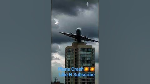 Plane Crash 💥💥#shorts #youtubeshorts #explore #airplane #crash
