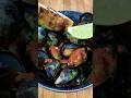 Mussels Africana #musselsrecipe #marinara #africanfood #foodieshorts