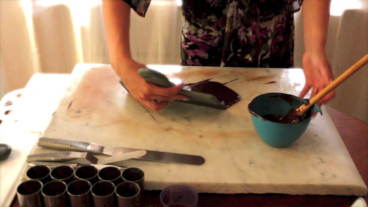 Temperera mörk choklad