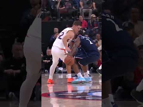 The Klaw steal & dunk🖐🏾