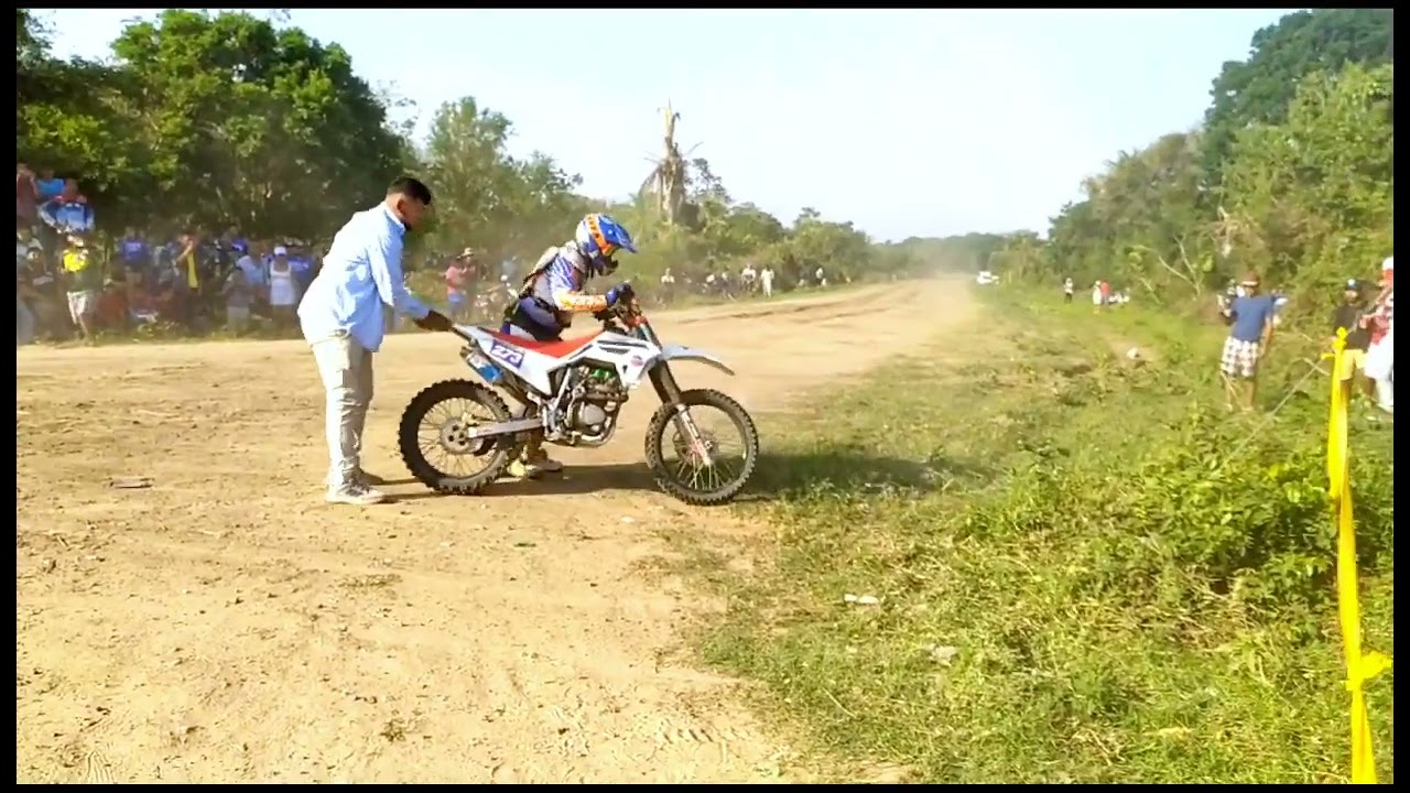 Buena curva | 34 versión del Rally Integración del Sara | Portachuelo