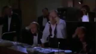 Jeder Klatscht Sich An Die Stirn