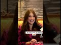 المذيع يسأل رؤى الصبان تحبي الاكل شوفوا ردها