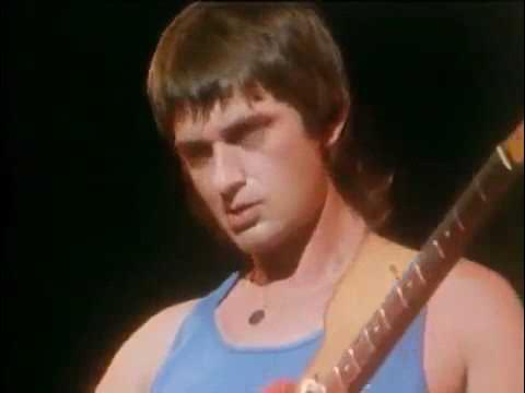 Mike Oldfield - Tricks of the Light [1984 Official Video]