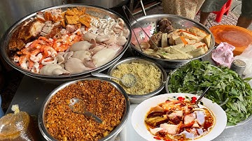 Bún mắm heo quay da giòn chất lượng ngon nhất Sài Gòn,ăn 1 lần là ghiền I HiepVlog #248