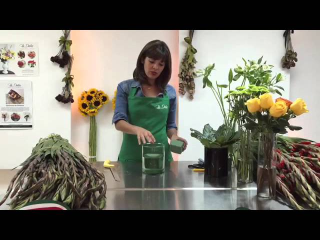 Como Hidratar Espuma Floral - YouTube