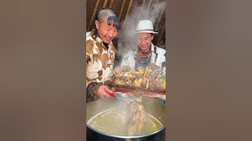 Ăn thịt cừu hầm cực ngon || cuộc sống trên thảo nguyên Mông Cổ thật bình yên