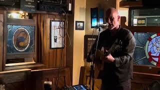 La Saint Patrick au Tara Inn Brest  En concert Tony Mc Carthy ce dimanche 17 mars 2024